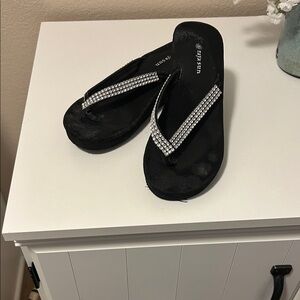 Raya Sun Black Sandals with Rhinestones